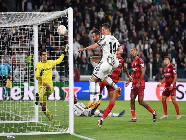 Bóng đá Quốc Tế 12/5: CLB Juventus thoát thua ngoạn mục