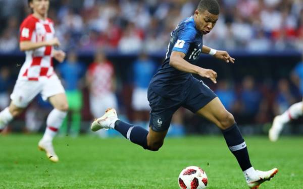 Mbappe bứt tốc ấn tượng