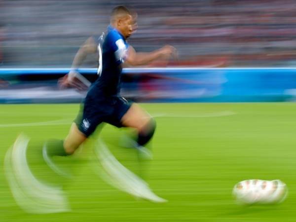 Tốc độ của Mbappe mang lại cho anh “vũ khí bí mật” gì?