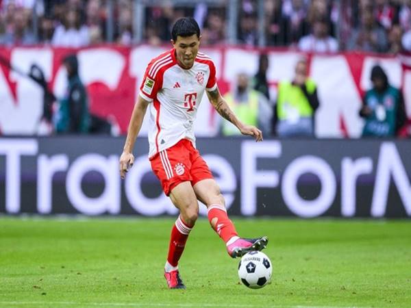 Tin chuyển nhượng: Galatasaray gửi đề nghị mượn Kim Min-jae