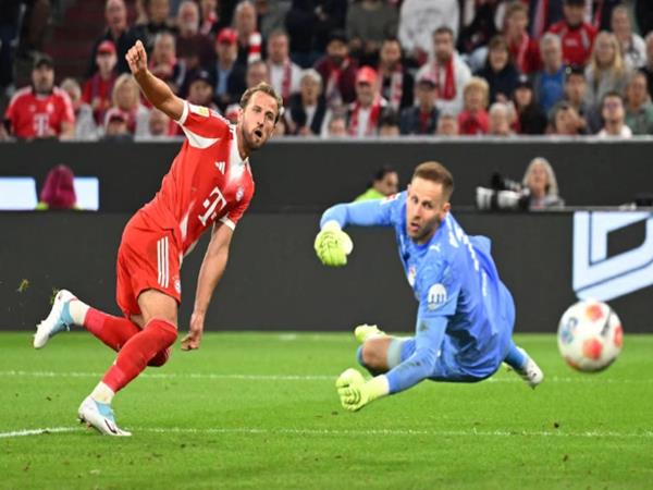 Tin CLB Bayern Munich: Kane lập hat-trick thắng Leipzig