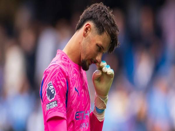 Tin CLB Man City: James Trafford và tương lai đầy bất ổn