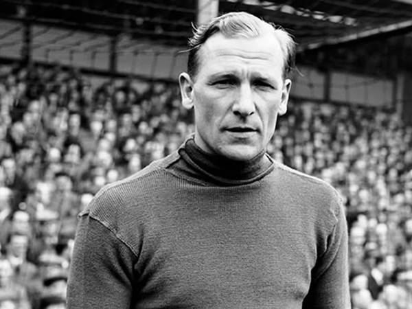 thủ môn Man City huyền thoại vĩ đại thủ môn Man City huyền thoại vĩ đại