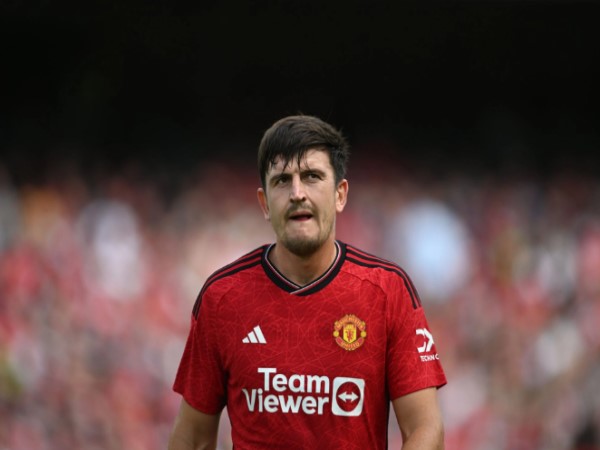 Napoli nhập cuộc: Cuộc đua ngầm và tham vọng gia cố hàng thủ